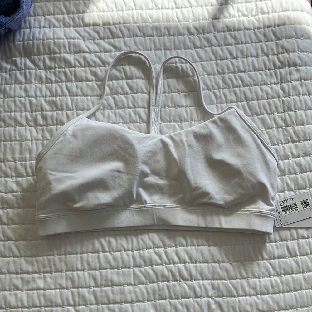 Sz 12 Flow Y bra white B/C cup Lululemon